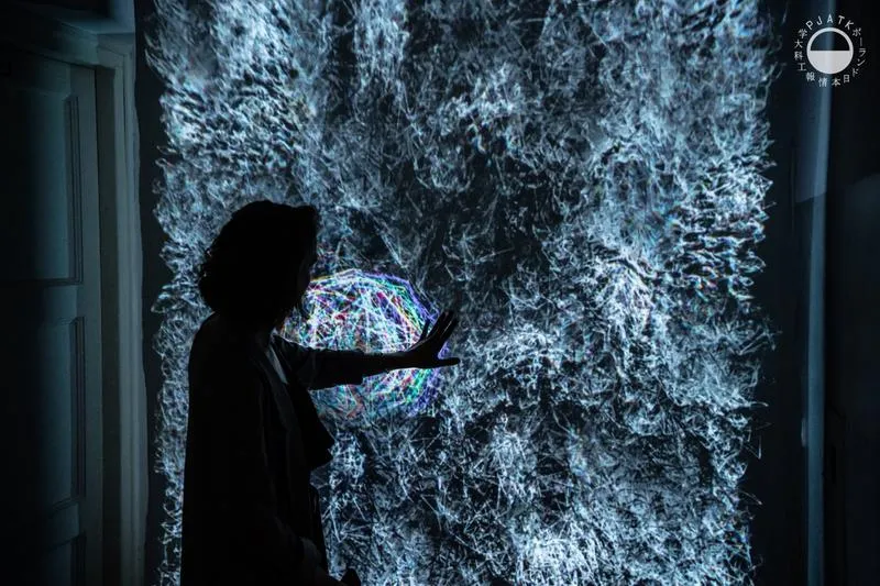 Dlaczego sztuka nowych mediów jest niezbędna w dzisiejszym świecie?