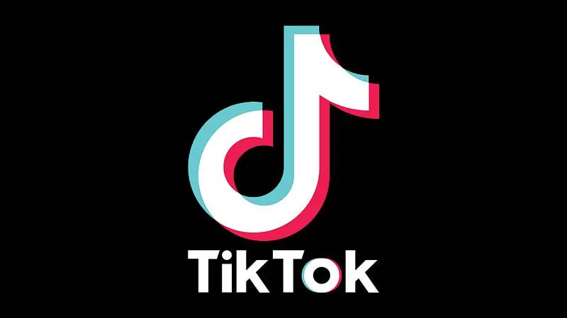 Jak skutecznie dodać napisy do filmu na TikTok? Przewodnik krok po kroku