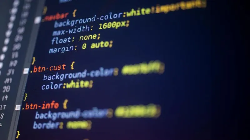 Zbuduj swoją pierwszą stronę w HTML – prosty przewodnik krok po kroku dla początkujących