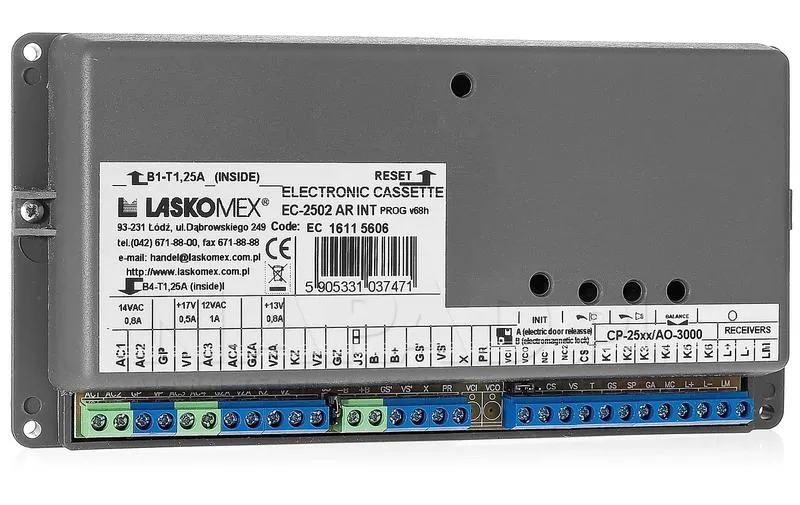 Narzędzia i materiały do montażu domofonu