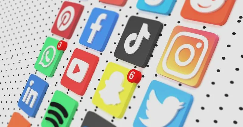Praca w social mediach
